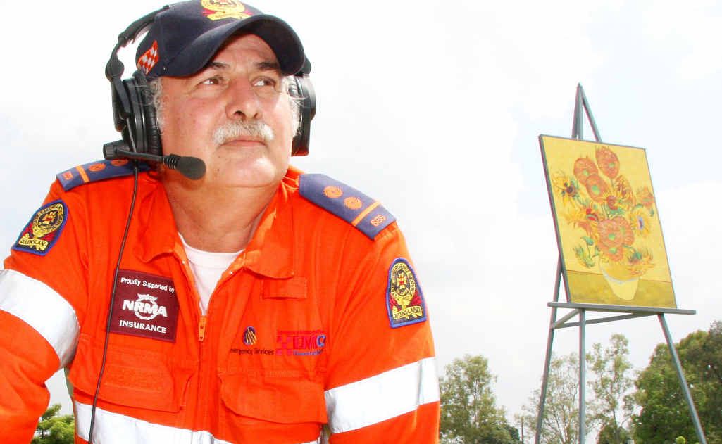 Emerald radio jock Gary Sands is the local SES controller. Emerald radio jock Gary Sands is the local SES controller.